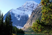 意甲赛场风云再起，球队战绩蒸蒸日上